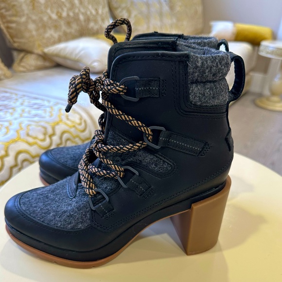 Sorel women’s Blake lace black and grey size 6.5 NEW - Picture 3 of 6